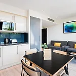 Aparthotel Staycity 4*