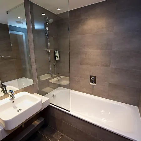 Staycity 4*