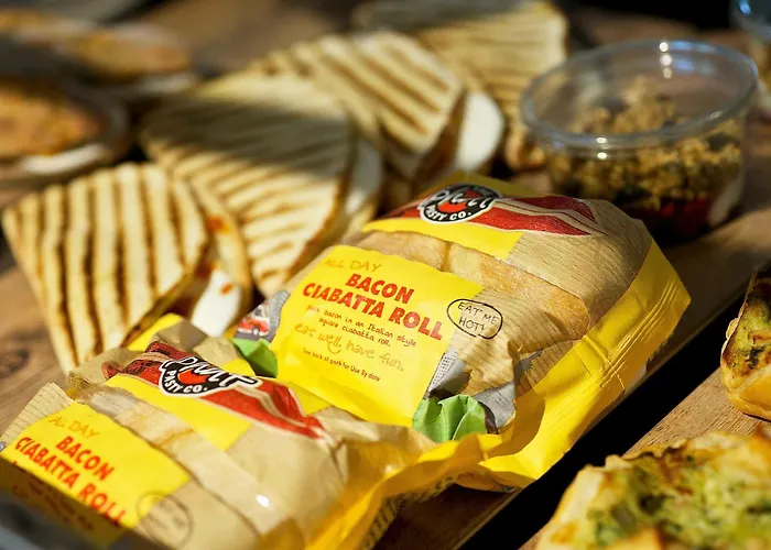 Staycity Aparthotel 4*